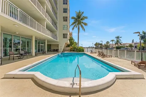 9500 W Bay Harbor Drive Bay Harbor Islands FL 33154