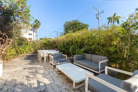 711 14th Street Miami Beach FL 33139