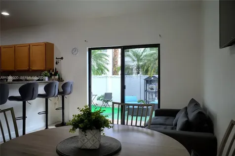 8915 W 35th Avenue Hialeah FL 33018