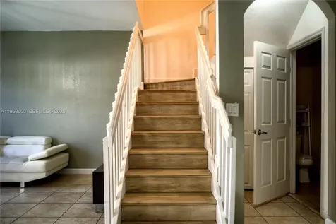 8915 W 35th Avenue Hialeah FL 33018
