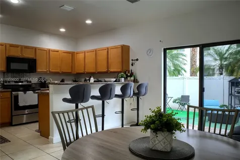8915 W 35th Avenue Hialeah FL 33018
