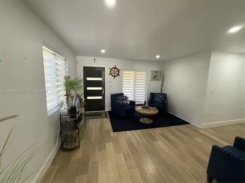 3050 SW 26th Street Miami FL 33133
