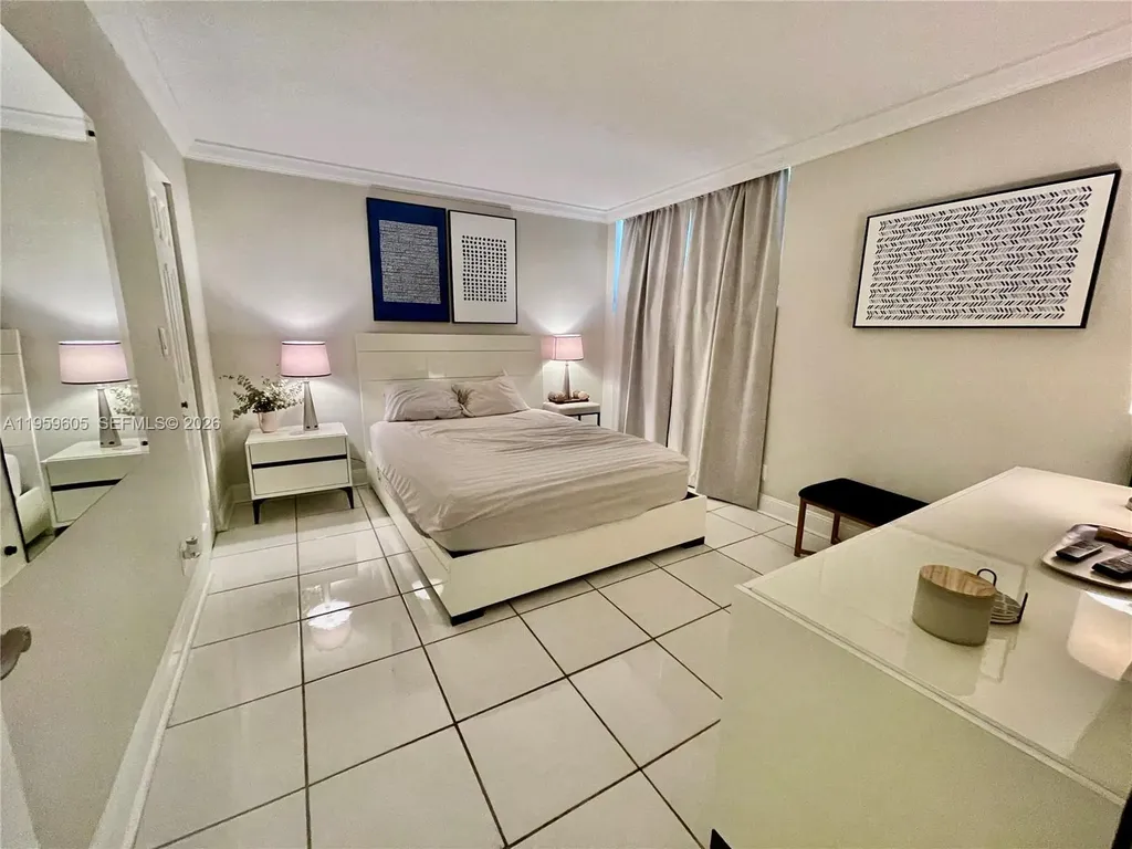 4800 Bayview Drive Fort Lauderdale FL 33308