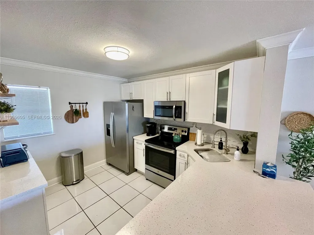 4800 Bayview Drive Fort Lauderdale FL 33308