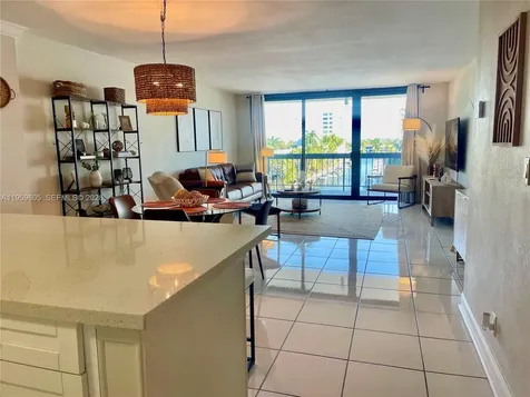 4800 Bayview Drive Fort Lauderdale FL 33308