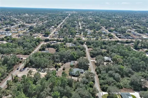 414 Lake Avenue Lehigh Acres FL 33972
