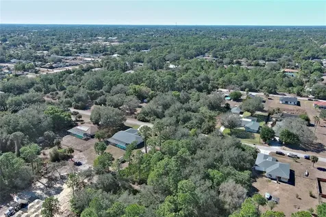 414 Lake Avenue Lehigh Acres FL 33972