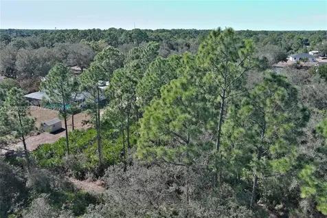 414 Lake Avenue Lehigh Acres FL 33972