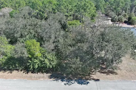 414 Lake Avenue Lehigh Acres FL 33972