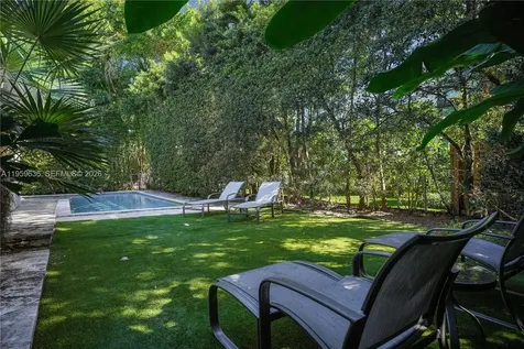 4363 Nautilus Drive Miami Beach FL 33140