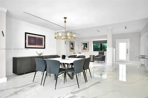 4363 Nautilus Drive Miami Beach FL 33140