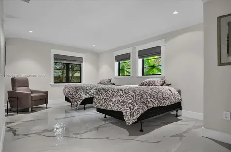 4363 Nautilus Drive Miami Beach FL 33140
