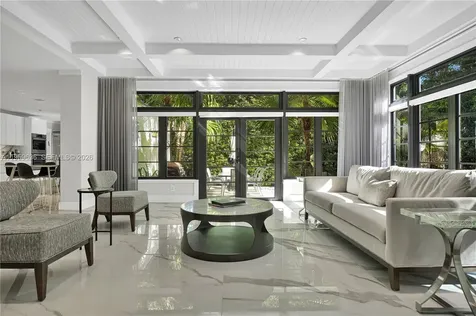4363 Nautilus Drive Miami Beach FL 33140