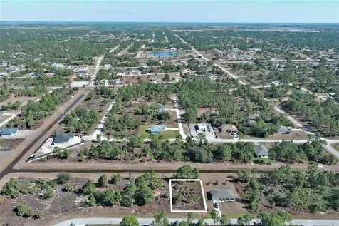 943 Foxdale Avenue Lehigh Acres FL 33974