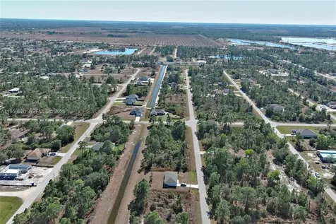 943 Foxdale Avenue Lehigh Acres FL 33974