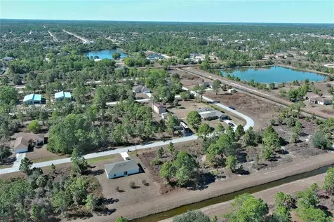 943 Foxdale Avenue Lehigh Acres FL 33974