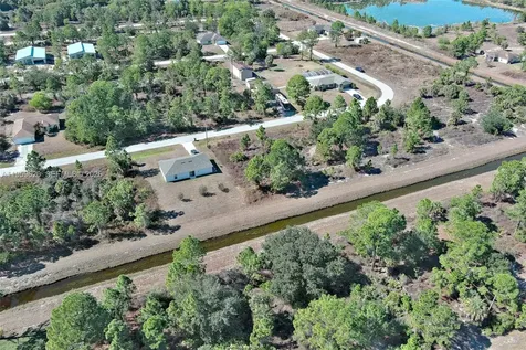 943 Foxdale Avenue Lehigh Acres FL 33974