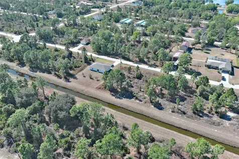 943 Foxdale Avenue Lehigh Acres FL 33974