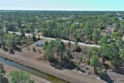 943 Foxdale Avenue Lehigh Acres FL 33974