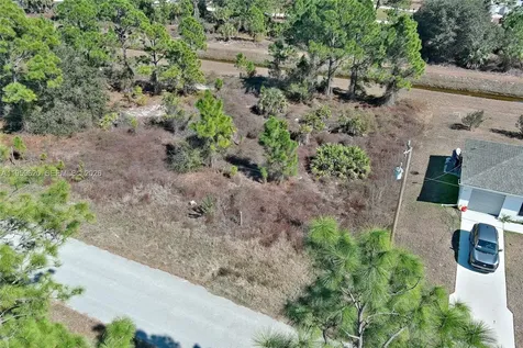 943 Foxdale Avenue Lehigh Acres FL 33974