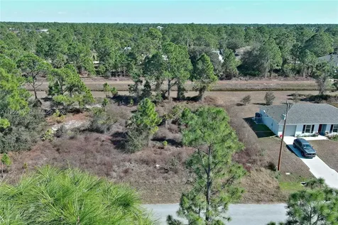943 Foxdale Avenue Lehigh Acres FL 33974