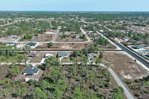1053 Fayette Avenue Lehigh Acres FL 33974