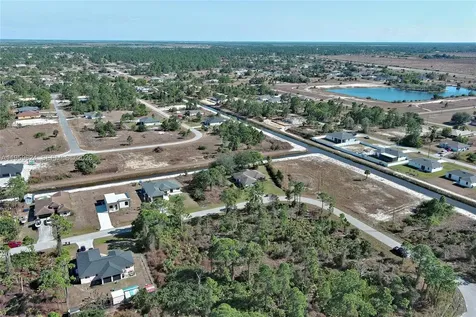 1053 Fayette Avenue Lehigh Acres FL 33974