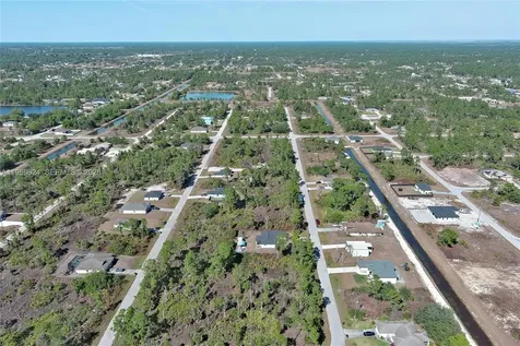 1053 Fayette Avenue Lehigh Acres FL 33974