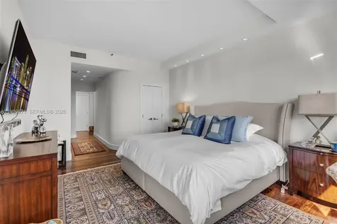 151 Crandon Boulevard Key Biscayne FL 33149