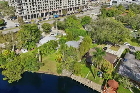 18500 NE 23rd Court Miami FL 33180