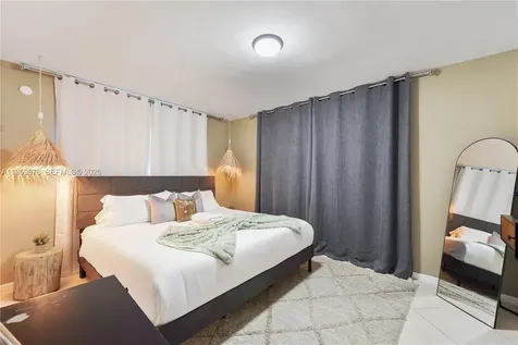 1840 NE 59th Court Fort Lauderdale FL 33308