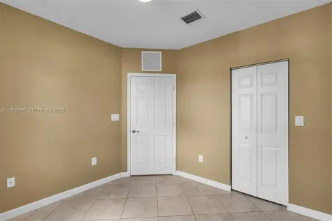 3064 SE 1st Drive Homestead FL 33033