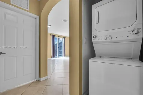 3064 SE 1st Drive Homestead FL 33033