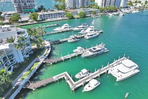 7910 Harbor Island Drive North Bay Village FL 33141