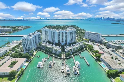 7910 Harbor Island Drive North Bay Village FL 33141