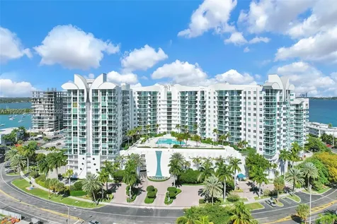 7910 Harbor Island Drive North Bay Village FL 33141