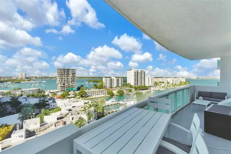 7910 Harbor Island Drive North Bay Village FL 33141