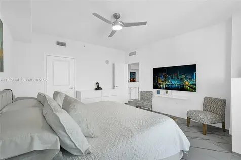 7910 Harbor Island Drive North Bay Village FL 33141