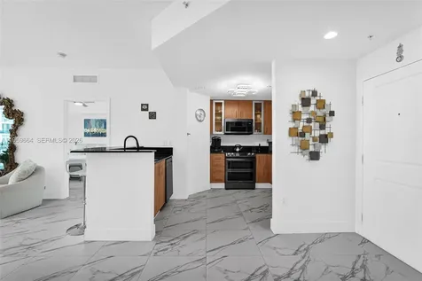 7910 Harbor Island Drive North Bay Village FL 33141