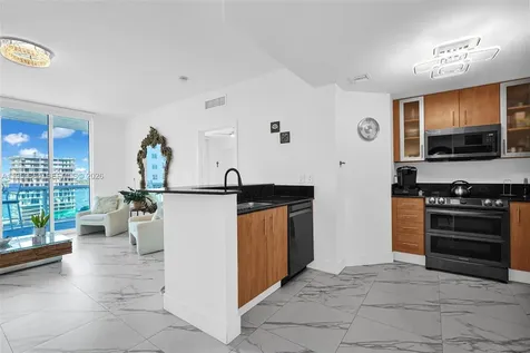 7910 Harbor Island Drive North Bay Village FL 33141
