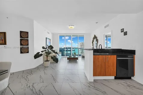 7910 Harbor Island Drive North Bay Village FL 33141