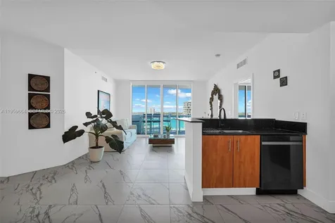 7910 Harbor Island Drive North Bay Village FL 33141