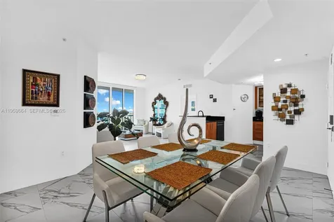7910 Harbor Island Drive North Bay Village FL 33141