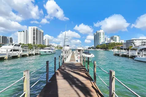 7910 Harbor Island Drive North Bay Village FL 33141