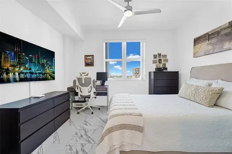 7910 Harbor Island Drive North Bay Village FL 33141