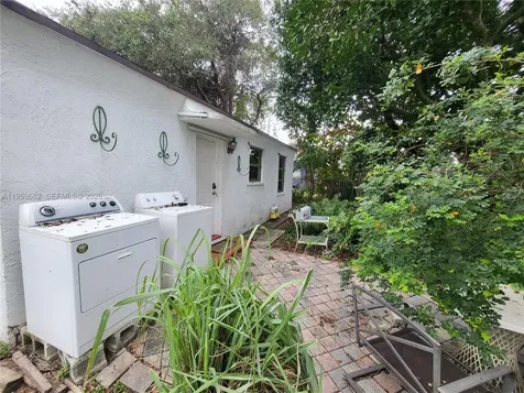 Dania Beach FL 33004