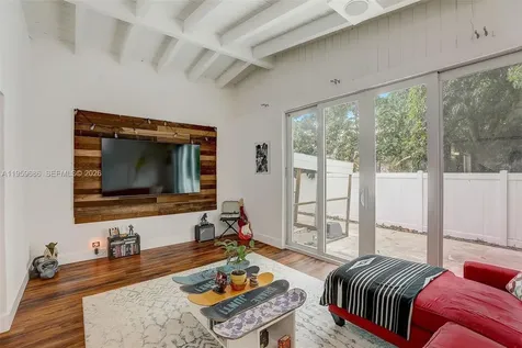 14530 Garden Drive Miami FL 33168