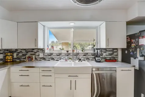 14530 Garden Drive Miami FL 33168