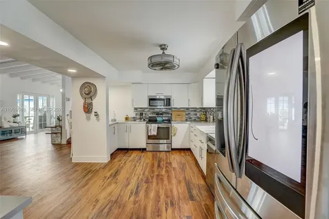 14530 Garden Drive Miami FL 33168