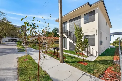 18316 SW 102 Place Miami FL 33157